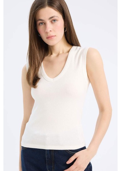 Yeni Sezon Slim Fit Dar Kesim V Yaka Ribana Atlet