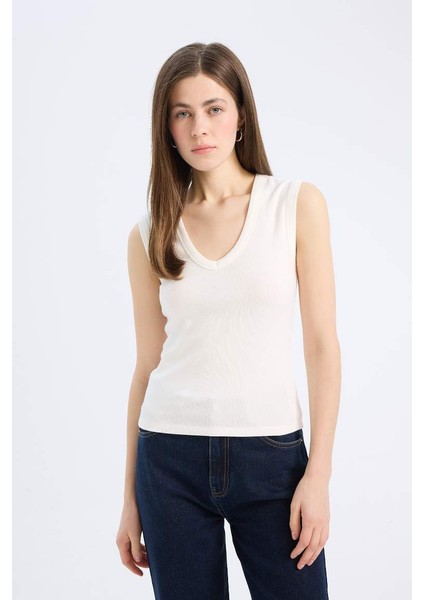 Yeni Sezon Slim Fit Dar Kesim V Yaka Ribana Atlet modelleri