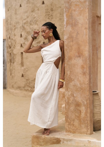 Mharia Asimetrik Detay Beyaz Uzun Keten Elbise