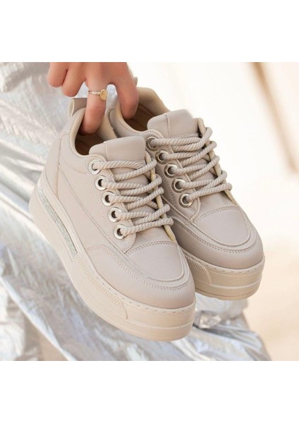 Lulu Bej Cilt Bağcıklı Spor Ayakkabı fırsatları