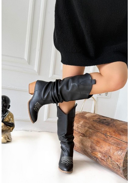 Jeoni Siyah Cilt Topuklu Çizme fiyatları