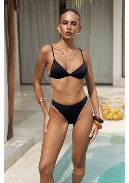 Bintang Düz Kesim Siyah Bikini Altı