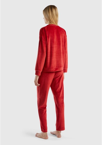 Kadın Kırmızı Çizgi Detaylı V Yaka Pijama Takımı