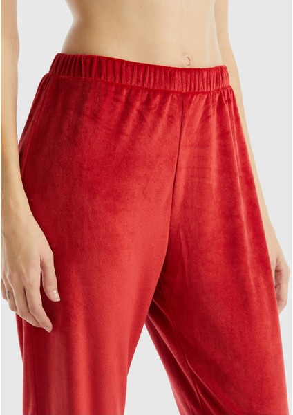 Kadın Kırmızı Çizgi Detaylı V Yaka Pijama Takımı