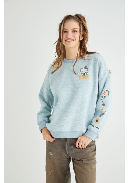 Lisanslı Baskılı Kalın Oversize Fit Sweatshirt modelleri