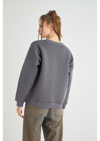 Lisanslı Baskılı Kalın Oversize Fit Gri Sweatshirt