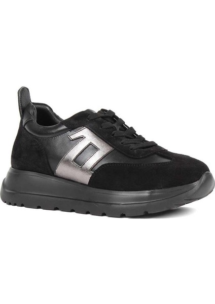 Kadın Siyah Bağcıklı Kalın Tabanlı Süet Deri Sneaker