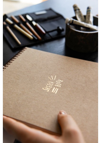 A4 Kraft Kapak 60 Yaprak 140 Gr. Perforajlı Eskiz Defteri - Sketch Book