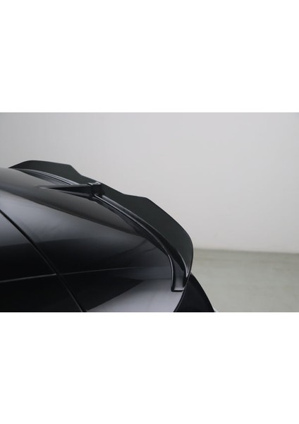 Opel Astra L Spoiler (Plastik) (Piano Black Boyalı)