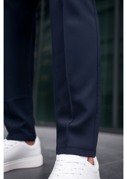 Erkek Lacivert Renk Esnek Likralı Fermuar Detaylı Jogger Pantolon modelleri