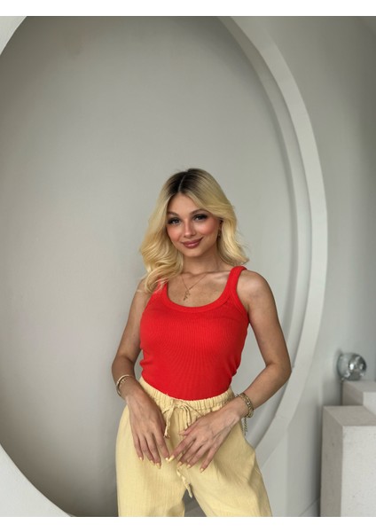 Nar Çiçeği U Yaka Fitilli Atlet