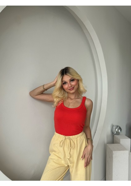 Nar Çiçeği U Yaka Fitilli Atlet