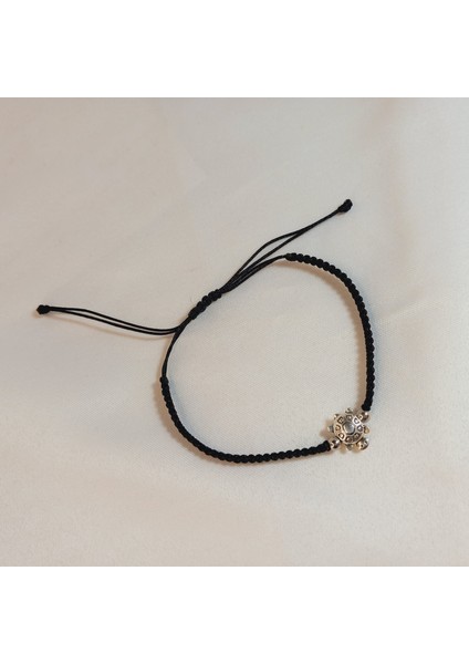 Gümüş Kaplama Kaplumbağa Figürlü Siyah Makrome Örgü El Yapımı Ayarlanabilir Şans Bilekliği, Unisex Bileklik, Kaplumbağa Figürlü Bileklik, Minimalist Bileklik, Makrome Bileklik indirimleri