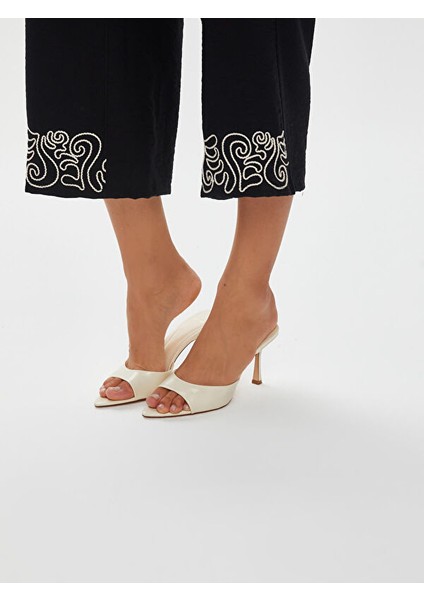 Paçası Kordone Nakış Detaylı Wideleg Fit Caprı S25CPR008 fırsatları