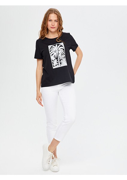Resort Önü Palmiye Baskılı Yuvarlak Yaka T-Shirt S25TSH115 fiyatları