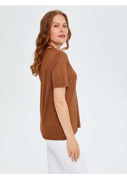 V Yaka Kısa Kol T-Shirt S25TSH001 fırsatları