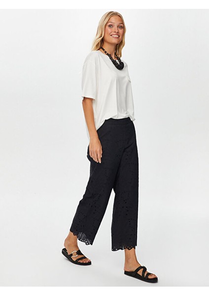 Resort Brode Nakış Işli Yanı Yırtmaçlı Wide Leg Fit Caprii S25CPR017 fiyatları