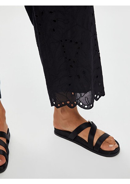 Resort Brode Nakış Işli Yanı Yırtmaçlı Wide Leg Fit Caprii S25CPR017 indirimleri