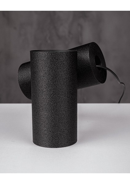 Canon Style Modern Masa Lambası | 3D Baskı Tasarım Siyah Silindir Gövdeli Aydınlatma