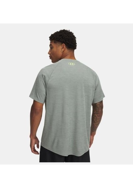 Ua Tech Textured Ss Erkek T-Shirt fiyatları