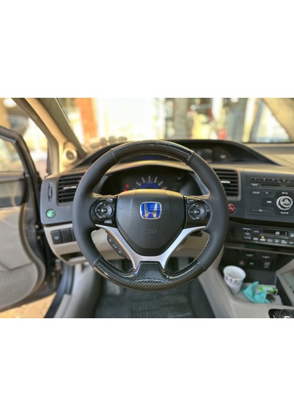 Honda Civic Fb7 Araca Özel Dikmeli Direksiyon Kılıfı (Kristal Karbon Soft Nokta Krem Ip)