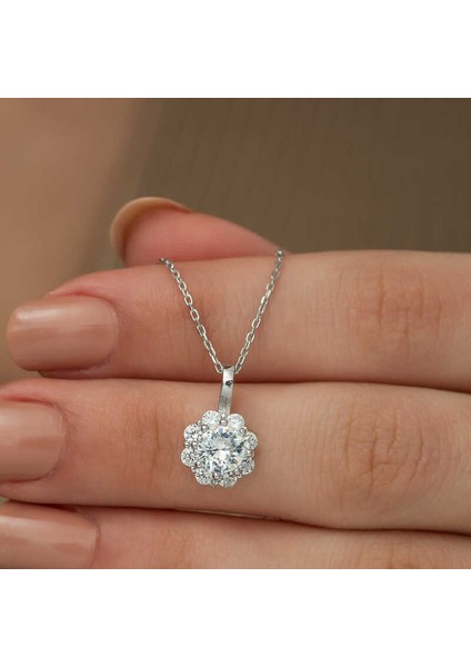 925 Ayar Gümüş Çiçek Kadın Gümüş Kolye