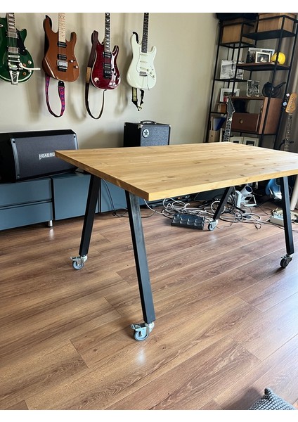 Tekerlekli Ofis Masası 150*75CM