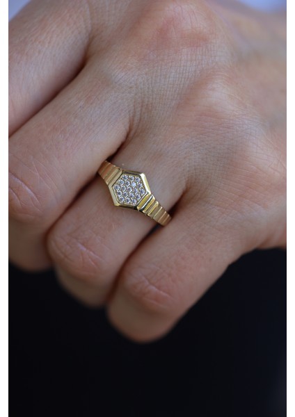 14 Ayar Altın Altıgen Şekilli Taşlı Yüzük