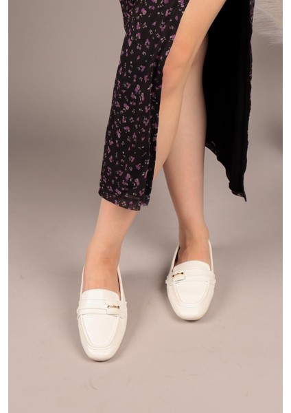 Riva Kare Tokalı Loafer Beyaz modelleri