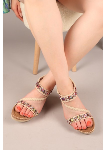 Fanel Örgü Biyeli Dolgu Topuklu Ayakkabı Bej