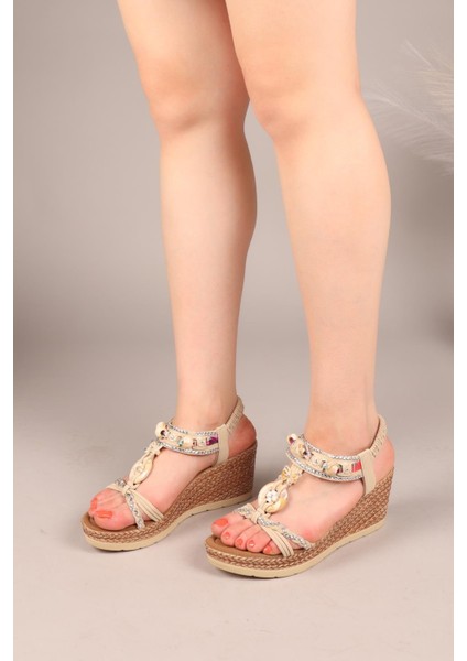 Floral Kelebek ve Çiçek Tokalı Dolgu Topuklu Ayakkabı Bej modelleri