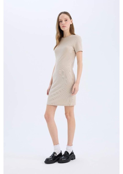 Yeni Sezon Coool Bodycon Vücudu Saran Bisiklet Yaka Fitilli Kaşkorse Kısa Kollu Mini Elbise