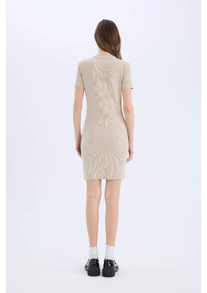 Yeni Sezon Coool Bodycon Vücudu Saran Bisiklet Yaka Fitilli Kaşkorse Kısa Kollu Mini Elbise