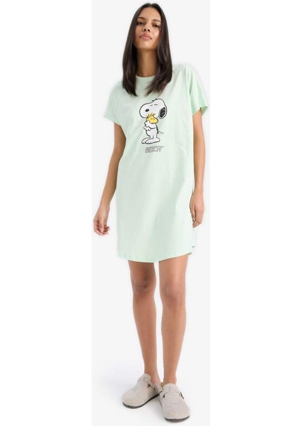 Yeni Sezon Snoopy Bisiklet Yaka Kısa Kollu Gecelik-Fall In Love fiyatları