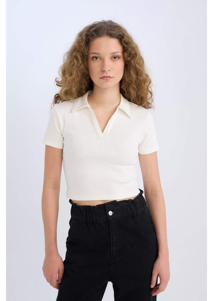 Yeni Sezon Fitted Polo Yaka Fitilli Kaşkorse Kısa Kollu Beyaz Tişört