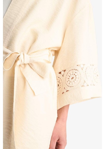 Yeni Sezon Regular Fit Uzun Kollu Kuşaklı Kimono indirimleri