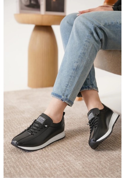 Kadın Lastik Bağcıklı Ortopedik Taban Sneaker Spor Ayakkabı fiyatları