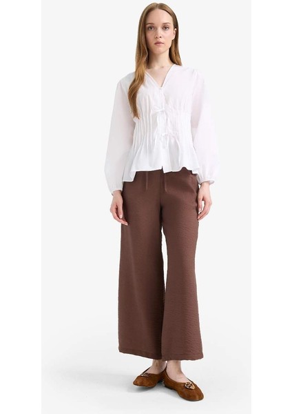 Yeni Sezon Regular Fit Cep Detaylı Geniş Paça Pantolon fiyatları