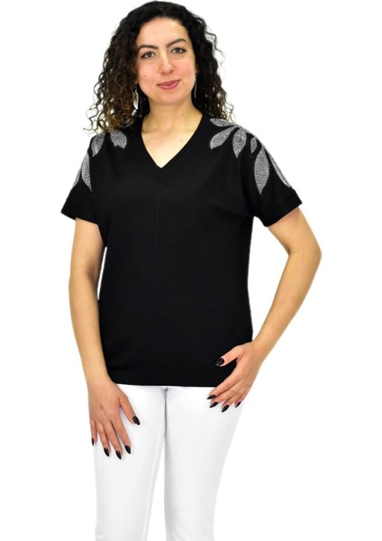 Kadın Yarım Kol V Yaka Taşlı Likralı Tişöt BGL-ST04654