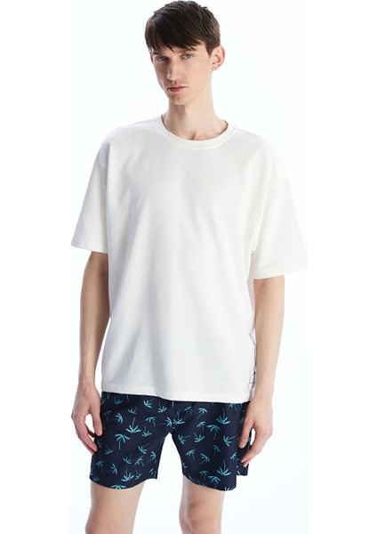 Yeni Sezon Kisa Boy Desenli Erkek Deniz Sortu - S54277Z8