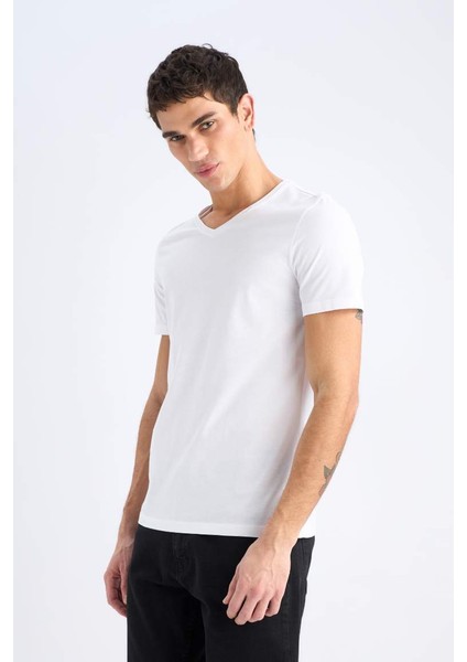 Yeni Sezon %100 Pamuk Slim Fit Dar Kesim V Yaka Basic Düz Kısa Kollu Tişört fırsatları