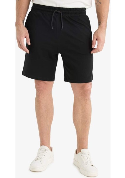 Yeni Sezon Slim Fit Dar Kesim Cepli Pamuklu Basic Düz Bermuda Şort