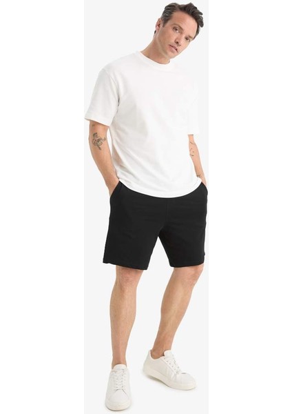 Yeni Sezon Slim Fit Dar Kesim Cepli Pamuklu Basic Düz Bermuda Şort