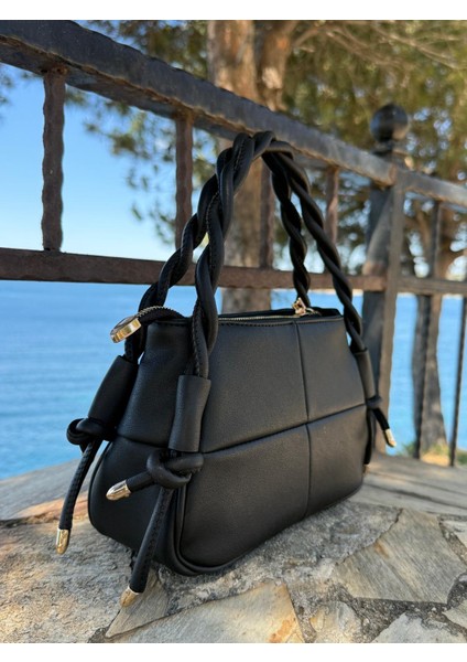 R1103 Siyah Çanta fırsatları