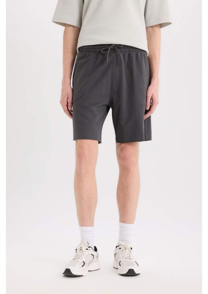Yeni Sezon %100 Pamuk Slim Fit Dar Kesim Dar Paça Cepli Basic Düz Şort