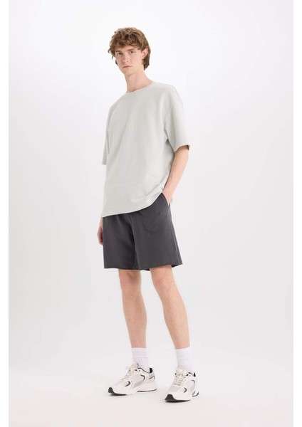 Yeni Sezon %100 Pamuk Slim Fit Dar Kesim Dar Paça Cepli Basic Düz Şort