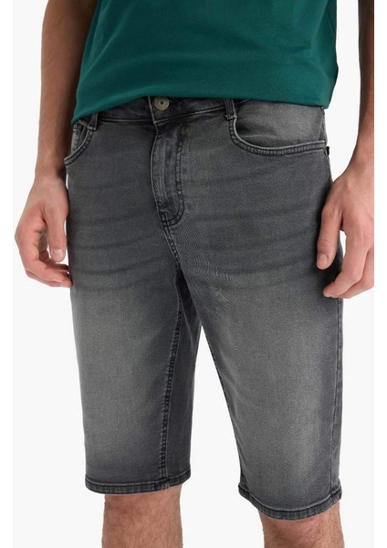 Yeni Sezon Regular Fit Jean Bermuda Şort