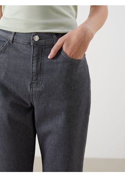Yeni Sezon Slim Mom Kadin Jean Pantolon - S5LG71Z8 modelleri