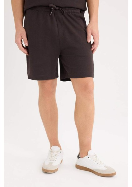 Yeni Sezon Regular Fit Düz Paça Şort