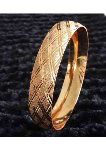 Gold Renk Gerçek Altın Işçiliği Şık Baklava Model Taşlanmış Kaliteli Altın Kaplama Bilezik